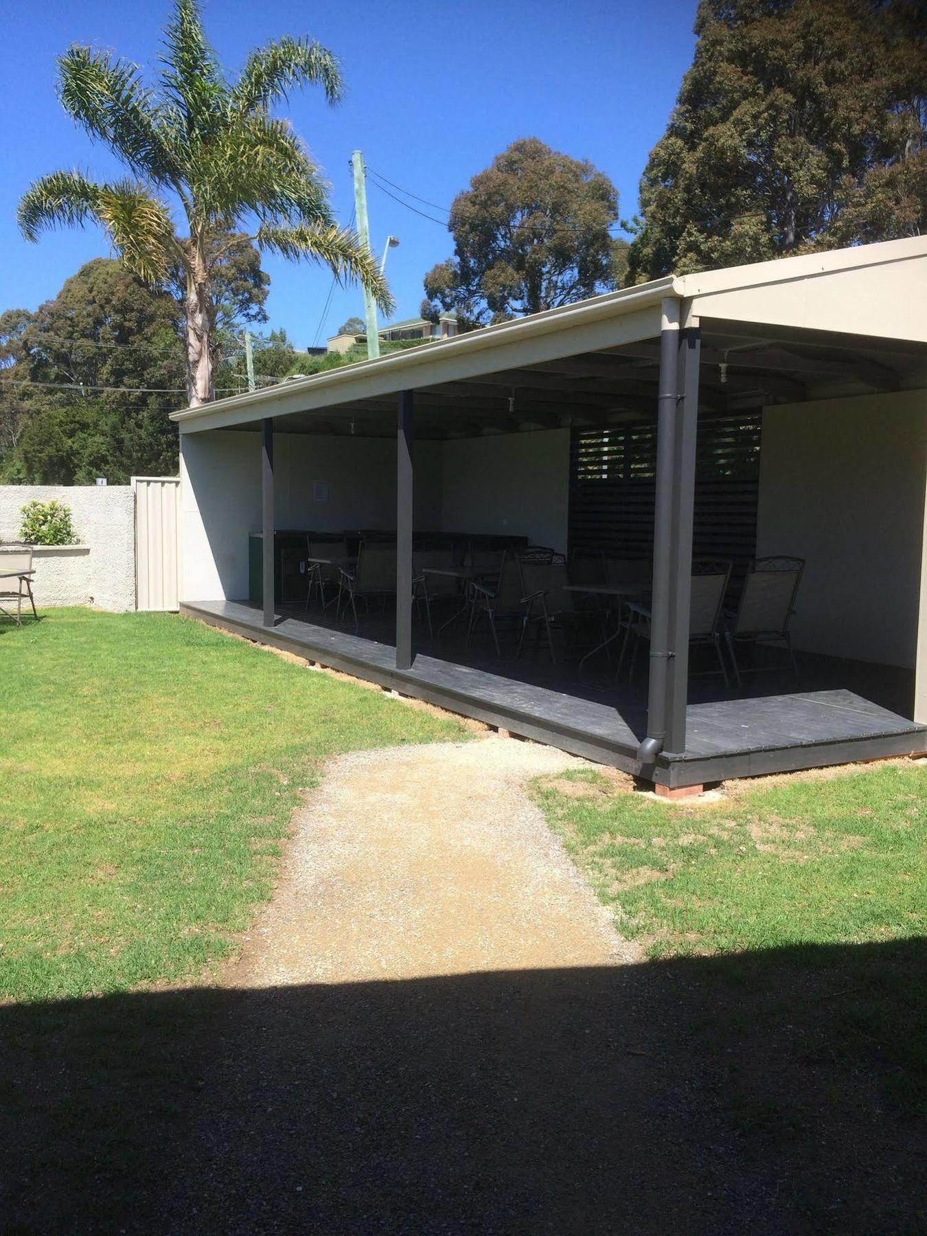Hanging Rock Family Motel Batemans Bay Ngoại thất bức ảnh