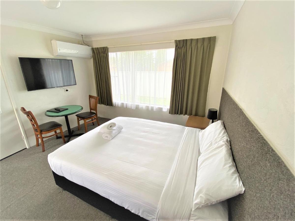 Hanging Rock Family Motel Batemans Bay Ngoại thất bức ảnh