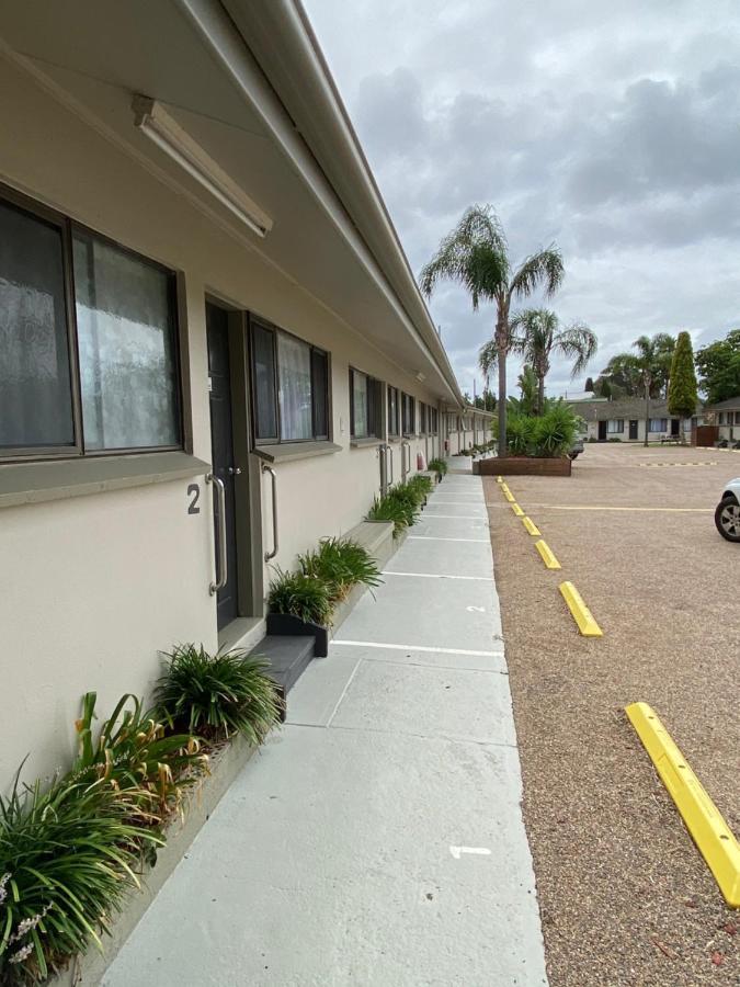 Hanging Rock Family Motel Batemans Bay Ngoại thất bức ảnh